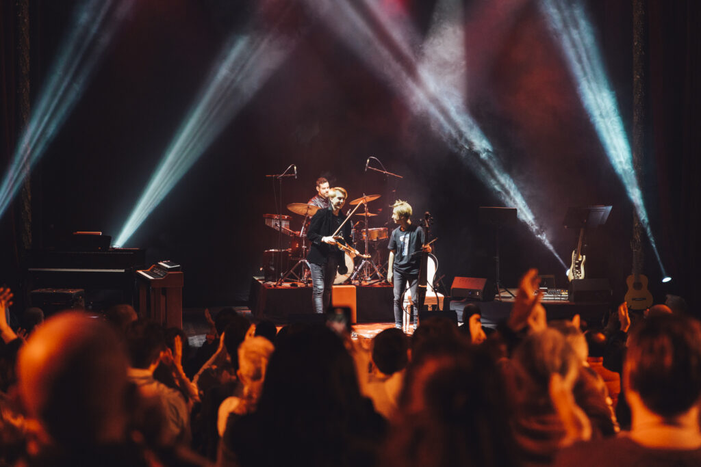 Imagen de concierto New Emotions de Violincheli Brothers